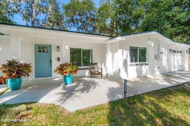 1137 Cape Charles Ave, Atlantic Beach, FL 32233 - photo 2