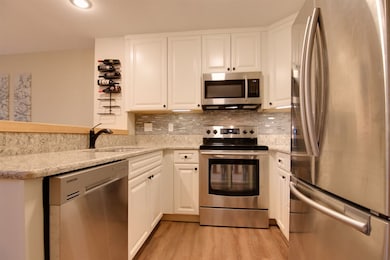 131 Forest Ridge Dr unit 3, Lincoln, NH 03251 - photo 6