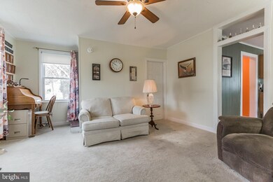 159 W Linden St, Clayton, NJ 08312 - photo 6