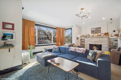 6106 N Washtenaw Ave, Chicago, IL 60659 - photo 3