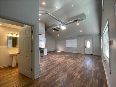 1108 4th Ave, Coraopolis, PA 15108 - photo 4