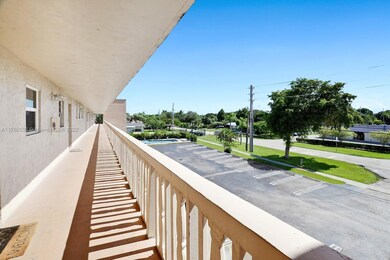 5100 SW 90th Ave unit 315, Cooper City, FL 33328 - photo 2