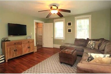 15 Franklin St, Newburyport, MA 01950 - photo 5