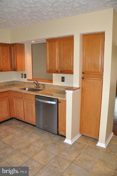 10 Donn Ct, Perry Hall, MD 21128 - photo 7