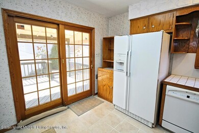 130 Buffalo St, Staten Island, NY 10306 - photo 7