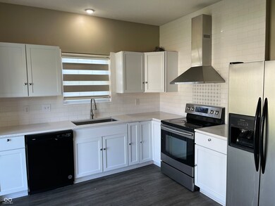 13252 Westwood Ln, Fishers, IN 46038 - photo 4