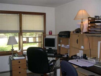 648 Common St, Walpole, MA 02081 - photo 6