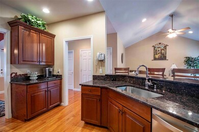 7 Morrison Dr, Londonderry, NH 03053 - photo 6