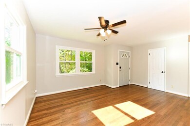 2511 Emerald Dr, Greensboro, NC 27403 - photo 6