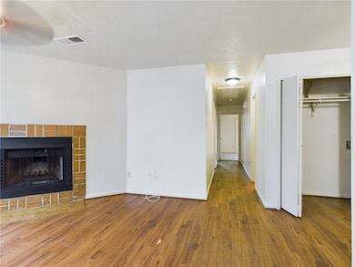 1221 April Bloom unit AB, College Station, TX 77840 - photo 6