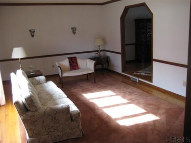 34 Princess Ln, Albany, NY 12211 - photo 3