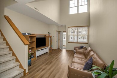 1562 Liberty Cir unit 2403, Shakopee, MN 55379 - photo 6