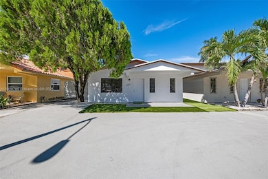 1281 W 42nd St, Hialeah, FL 33012 - photo 2