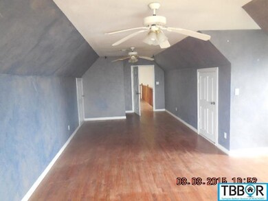 916 S St Joseph Rd, Burlington, TX 76519 - photo 5