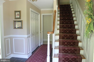 5845 Oklahoma Rd, Sykesville, MD 21784 - photo 2