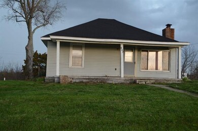 942 Old Dixville Rd, Harrodsburg, KY 40330 - photo 2
