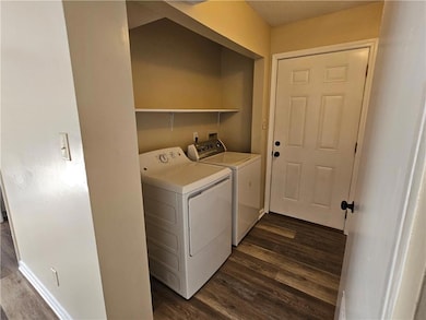 6527 Old Shell Rd unit 22, Mobile, AL 36608 - photo 7