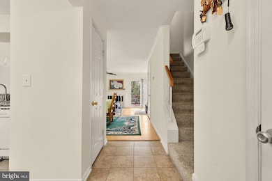 6703 Bonnett Ct, Laurel, MD 20707 - photo 3