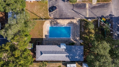 30-web-or-mls-201-e-college-blvd-13