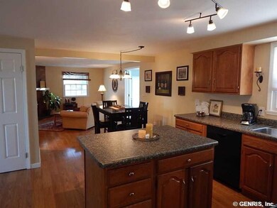 Kitchen Large Kitchen Great Room is great for ente