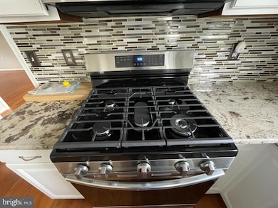 13404 Poplar Woods Ct, Chantilly, VA 20151 - photo 5