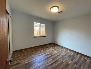 1319 NW Conklin Ave, Grants Pass, OR 97526 - photo 7