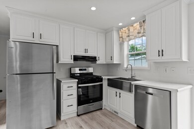 548 Kenyon Ave unit 36, Attleboro, MA 02703 - photo 4