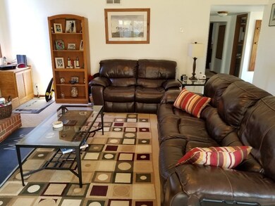 3203 Regent St, Erie, PA 16506 - photo 4