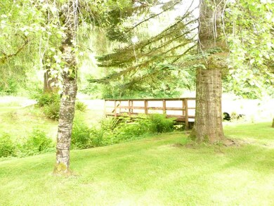 16 Urych Rd, Raymond, WA 98577 - photo 5