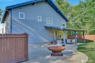Large patio with firepit