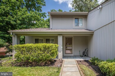 14725 Pebble Hill Ln, North Potomac, MD 20878 - photo 3