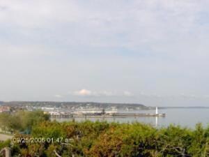 bay view w lighthouse