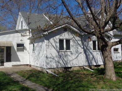 612 N Main St, Tuscola, IL 61953 - photo 2