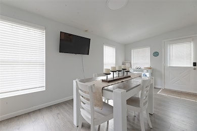 3145 Lake Front Dr, Erie, PA 16505 - photo 4