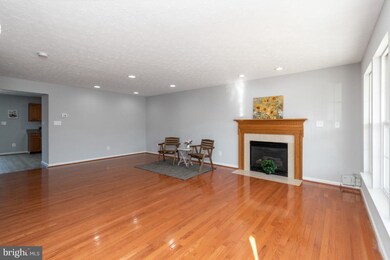 2803 Captains Cove Ct, Edgewood, MD 21040 - photo 3