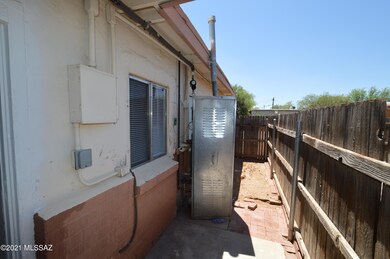 460 E Delano St unit 2, Tucson, AZ 85705 - photo 6