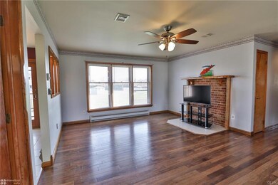 4424 Adams St, Whitehall, PA 18052 - photo 7