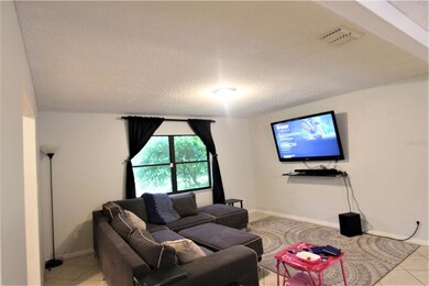 5341 Lantana St, Zephyrhills, FL 33542 - photo 4