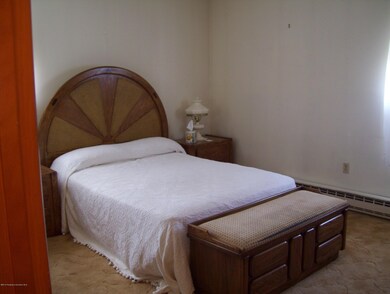 104 Joann Dr, Archbald, PA 18403 - photo 4