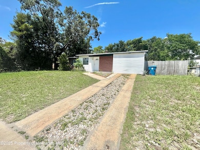 1032 Marlow Ave, Spring Hill, FL 34606 - photo 2