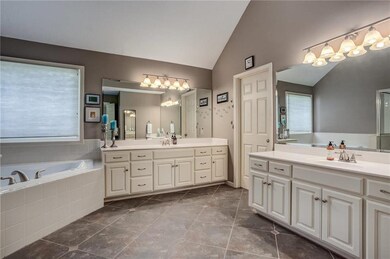 19518 W 97th St, Lenexa, KS 66220 - photo 7