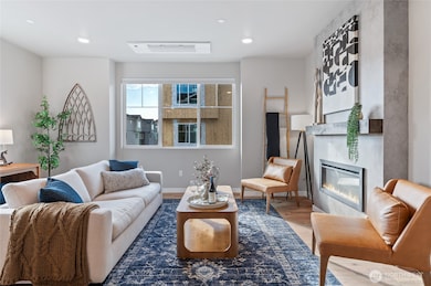 14424 Madison Way unit E1, Lynnwood, WA 98087 - photo 4