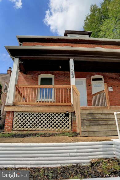 523 Guilford Ave, Hagerstown, MD 21740 - photo 4