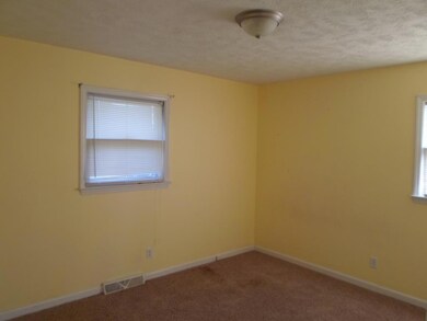 1313 Northcutt Dr, Shelbyville, TN 37160 - photo 7