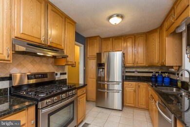 8021 Mclean St, Manassas, VA 20111 - photo 5