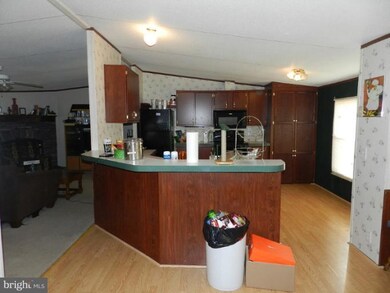 14372 Dry Bridge Rd, Ruther Glen, VA 22546 - photo 5