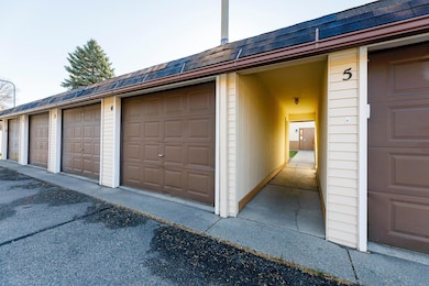 Garage- detached, extended single stall. Right by rear entrance