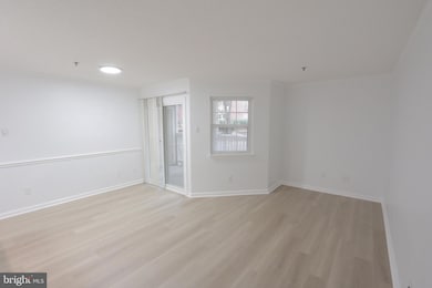 1504 Lincoln Way unit 104, McLean, VA 22102 - photo 2