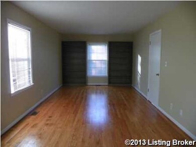 5807 Holly Oak Ct, Louisville, KY 40291 - photo 4