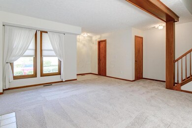 Living Room - Entry